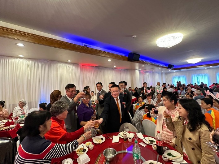 中甲教练被,裁判扇耳光,后晕倒,pa真人娱乐官网,pa真人视讯平台,pa真人电子游戏,pa真人体育电竞,pa真人棋牌彩票,PlayAce